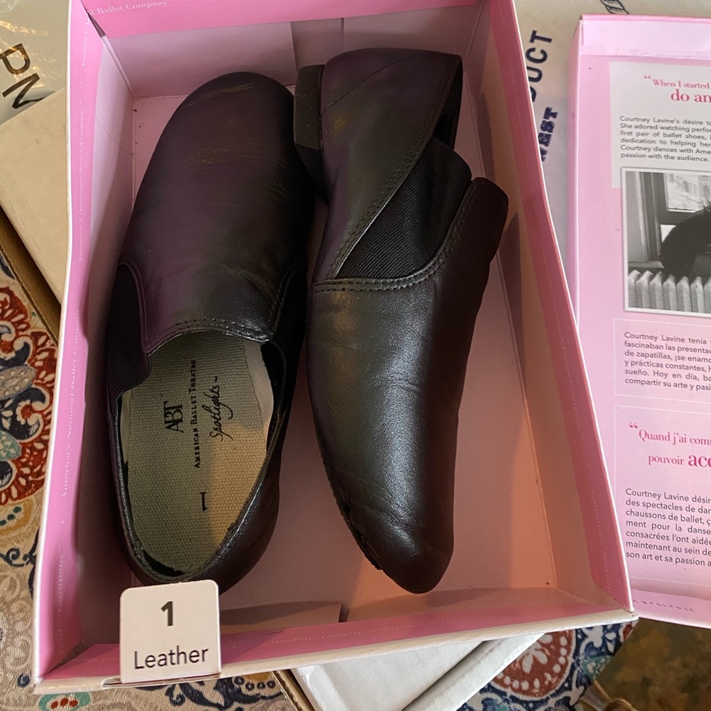 Child’s jazz shoes